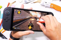 Oprócz łatwego do zarysowania wyświetlacza, Nintendo Switch 2 wydaje się być dobrze zbudowany (źródło obrazu: JerryRigEverything)