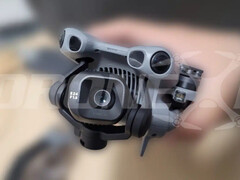 DJI Mini 5 Pro z bliska z kamerą 24 mm i f/1.8. (Źródło zdjęcia: via DroneXL & Jasper Ellens)