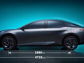 Elektryczny sedan bZ3 jest nieco dłuższy od Modelu 3 (zdjęcie: Toyota)