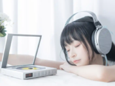 DISCDREAM to audiofilski przenośny odtwarzacz CD z 32-bitowym DAP. (Źródło: MOONDROP)