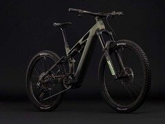 Cube oferuje nowy e-MTB z imponującym wyposażeniem