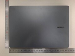 Ujawniono kluczową specyfikację Samsunga Galaxy Book3 Ultra (image via Sleepy Kuma on Twitter)