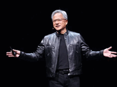Jensen Huang, dyrektor generalny Nvidii, wygłasza przemówienie (źródło obrazu: CNA)