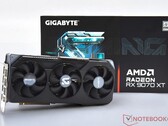 Japońskie ceny gamingowych kart graficznych Radeon 9070 XT spadły w ciągu ostatniego miesiąca aż o 15%.