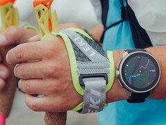 Zegarek Suunto Race został zaprojektowany do śledzenia wyścigów i treningów. (Źródło zdjęcia: Suunto)