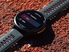 Smartwatche Garmin Forerunner 570 i 970 (na zdjęciu) otrzymują aktualizację. (Źródło zdjęcia: Garmin)