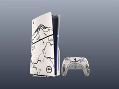 PS5 i jego kontroler z niestandardowymi skórkami Ghost of Yotei.