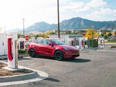 Model Y można teraz mieć z bezpłatnym dożywotnim doładowaniem (zdjęcie: Tesla)