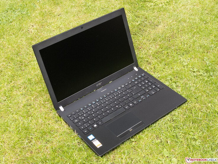 Acer TravelMate P658