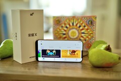 Ekran Honor X80 Pro Max może osiągać bardzo wysoką jasność w razie potrzeby.