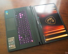 8 GB VRAM (lub mniej) może częściej powodować problemy, jak pokazała nasza recenzja MSI Katana 17 HX z RTX 5070 (źródło zdjęcia: Notebookcheck)
