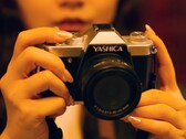 Yashica FX-D chce połączyć wrażenie analogowego aparatu z cyfrowym komfortem (źródło zdjęcia: Yashica)