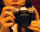Yashica FX-D chce połączyć wrażenie analogowego aparatu z cyfrowym komfortem (źródło zdjęcia: Yashica)
