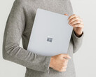 Konsumencka wersja Surface Laptop 6 może przewyższyć swojego "biznesowego" rodzeństwa, tego ostatniego na zdjęciu. (Źródło zdjęcia: Microsoft)