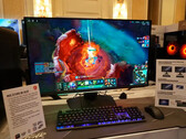 MEG 321URX QD-OLED ma wbudowany procesor AI do swoich wybryków AI. (Źródło obrazu: PC World)