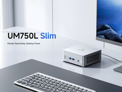 Minisforum UM750L Slim jest dostępny w jednym srebrnym kolorze z kontrastującym przyciskiem zasilania. (Źródło zdjęcia: Minisforum)