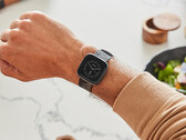 Najnowsza aktualizacja Fitbit Versa 2 spowodowała poważny problem z niektórymi urządzeniami. (Źródło obrazu: Fitbit)