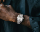 Nowe zegarki Casio AQ-240 (na zdjęciu AQ-240E-7A) zostały wprowadzone na rynek. (Źródło zdjęcia: Casio)