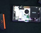 Zmodernizowana konsola Nintendo Switch 2 nie posiada baterii przyklejonej na stałe.