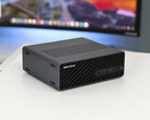 Minisforum MS-S1 Max z procesorem AMD Ryzen AI Max+ 395 i 128 GB pamięci RAM (źródło zdjęcia: Notebookcheck)