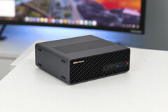 Minisforum MS-S1 Max z procesorem AMD Ryzen AI Max+ 395 i 128 GB pamięci RAM (źródło zdjęcia: Notebookcheck)