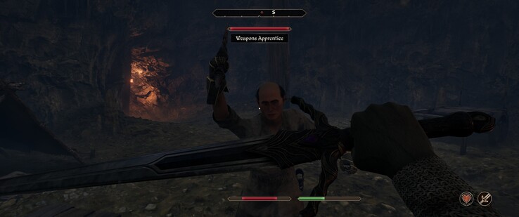 Nowy system bloków płynnie wpasowuje się w bitwy - na szczęście. Ten pomocnik kowala chce nas dopaść. (Źródło obrazu: The Elder Scrolls IV: Oblivion Remastered)