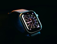 Huawei próbuje połączyć Apple Watch z HarmonyOS.