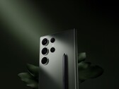 Model Galaxy S23 Ultra otrzyma pięć lat aktualizacji zabezpieczeń, ale S24 Ultra i jego rodzeństwo wydają się być gotowe na siedem lat. (Źródło: Samsung)