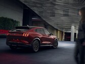 Ford Mustang Mach-E GT z 2024 roku mieści pięciu pasażerów. (Źródło zdjęcia: Ford)