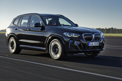 BMW iX3 G08 po faceliftingu od 2022 r. (źródło zdjęcia: BMW)