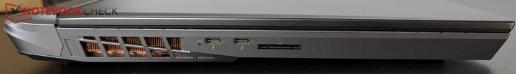 Po lewej: 2x USB-C z TB5 i PD, czytnik SD