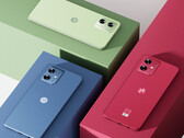 Moto G54 5G jest dostępna w Chinach w trzech wersjach kolorystycznych. (Źródło obrazu: Motorola)