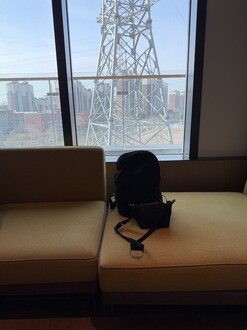 Test dynamiki aparatu w pomieszczeniach z iPhone'em 17 Pro Max