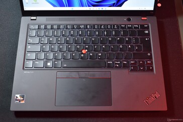 ThinkPad T14 G4: Klawiatura