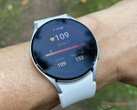 Nie należy aktualizować zegarka Galaxy Watch4 lub Galaxy Watch4 Classic do wersji firmware kończącej się na "GVI3". (Źródło obrazu: NotebookCheck)