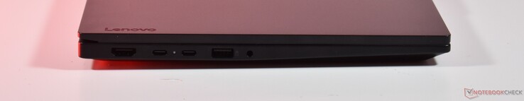 w lewo: HDMI, USB-C 3.2 Gen 1, USB4, USB-A 3.2 Gen 1, 3,5 mm Audio