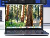 Oprócz Apple M4 Pro, MacBook Pro nie oferuje prawie nic nowego w środku. (Źródło obrazu: iFixit)