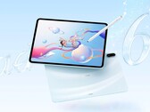 Oppo Pad 6 ma 12,1-calowy wyświetlacz w nowoczesnej aluminiowej obudowie.
