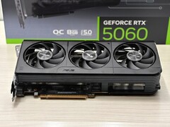 RTX 5060. (Źródło zdjęcia: Sebastian Badev via Notebookcheck) 