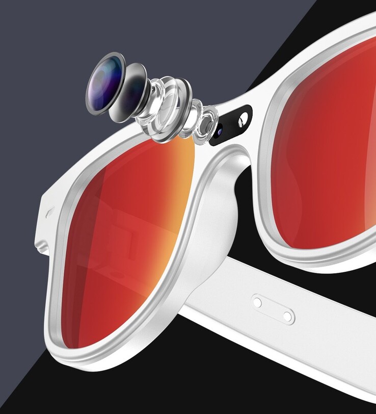 Wyśrodkowany aparat 8 MP. (Źródło obrazu: Rollme)