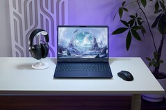 Alienware 16X Aurora posiada antyodblaskowy wyświetlacz OLED.