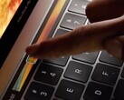 Problemy z MacBookiem Pro z paskiem Touch Bar nie mają końca. (Zdjęcie: Apple)