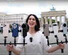Vivo X200 Ultra koronowany na króla zoomu. Na zdjęciu osoba trzymająca telefony testowe. (Źródło zdjęcia: Versus; przycięte)