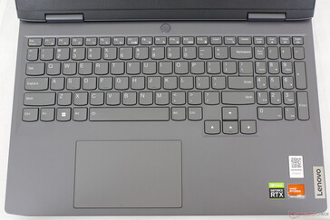 Standardowy układ QWERTY tabletu IdeaPad