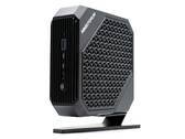 Recenzja Minisforum Neptune Series HX77G: Mini komputer do gier z procesorem AMD Ryzen 7 7735HS, kartą graficzną AMD Radeon RX 6600M i 2x USB4