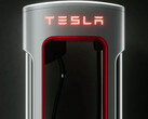 Wyciekła Supercharger Magic Dock z adapterem CCS (zdjęcie: Tesla)