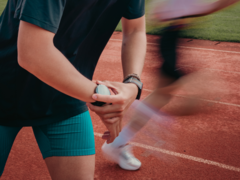 Amazfit Balance 2 (na zdjęciu) otrzymuje nowy trening biegowy w najnowszej aktualizacji. (Źródło zdjęcia: Amazfit via Weibo)