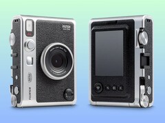 Podobno aparat będzie funkcjonalnie podobny do Instax mini Evo (źródło zdjęcia: Fujifilm - edytowane)