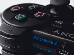 RPCS3 obsługuje oficjalny kontroler DualShock 3 do konsoli PS3 poprzez USB i Bluetooth.
