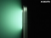 Xiaomi 17 Max może być również wyposażony w lepsze głośniki niż modele inne niż Ultra. Na zdjęciu: ujęcie promocyjne pokazujące widok z boku 17 Pro Max. (Źródło zdjęcia: Xiaomi)